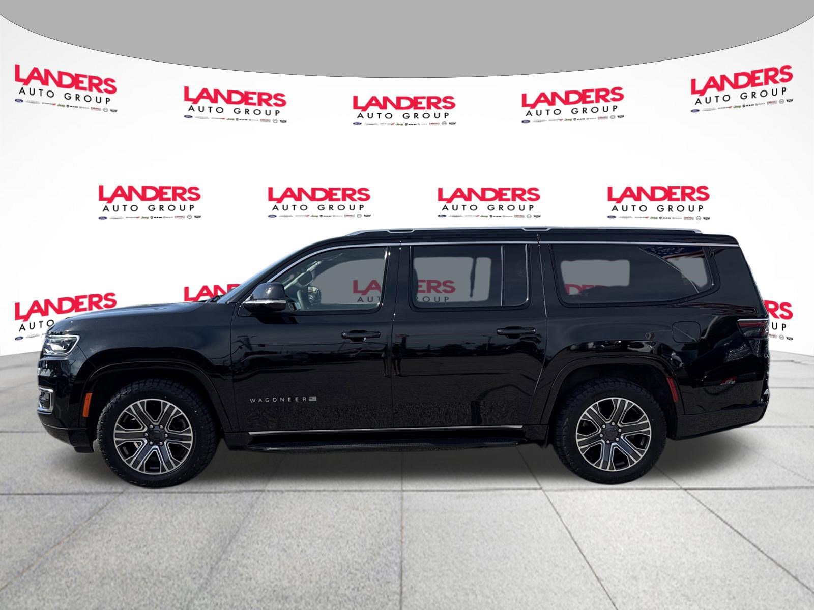 Used 2023 Jeep Wagoneer L 4WD w/ Premium Group I image 6