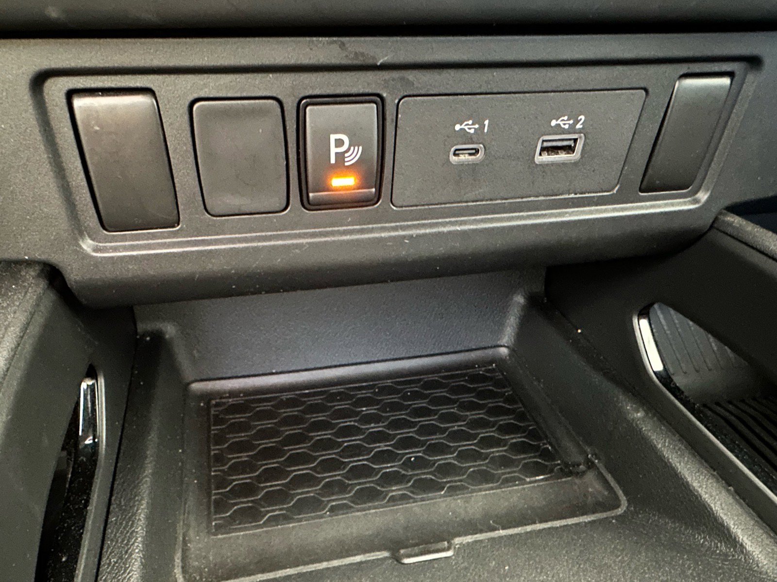 Used 2023 Nissan Frontier SV w/ Midnight Edition Package RWD image 36