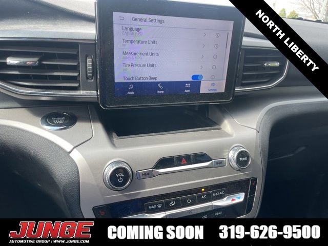Certified 2022 Ford Explorer XLT w/ Equipment Group 202A AWD/4WD image 7