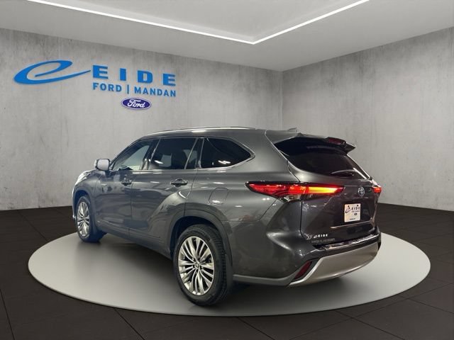 Used 2021 Toyota Highlander Platinum AWD/4WD image 24