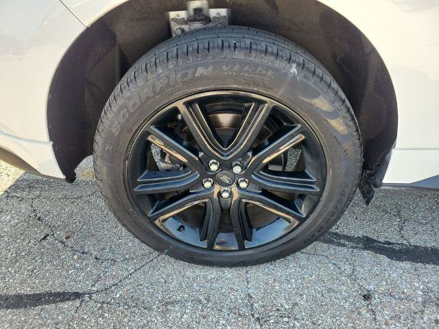 Certified 2023 Ford Edge ST-Line AWD/4WD image 7