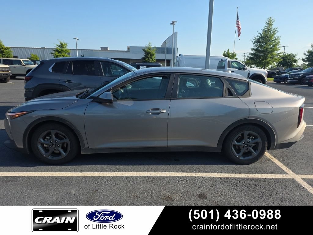 Used 2025 Kia K4 FWD image 1