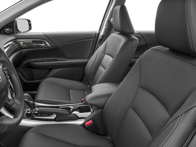 Used 2017 Honda Accord Touring image 6