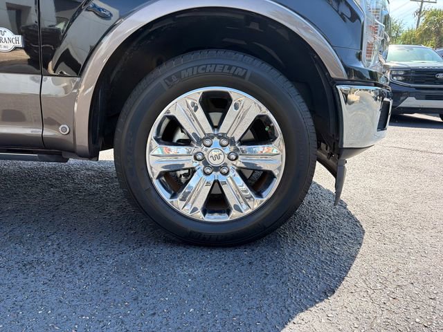 Certified 2018 Ford F150 King Ranch w/ Equipment Group 601A Luxury RWD image 32