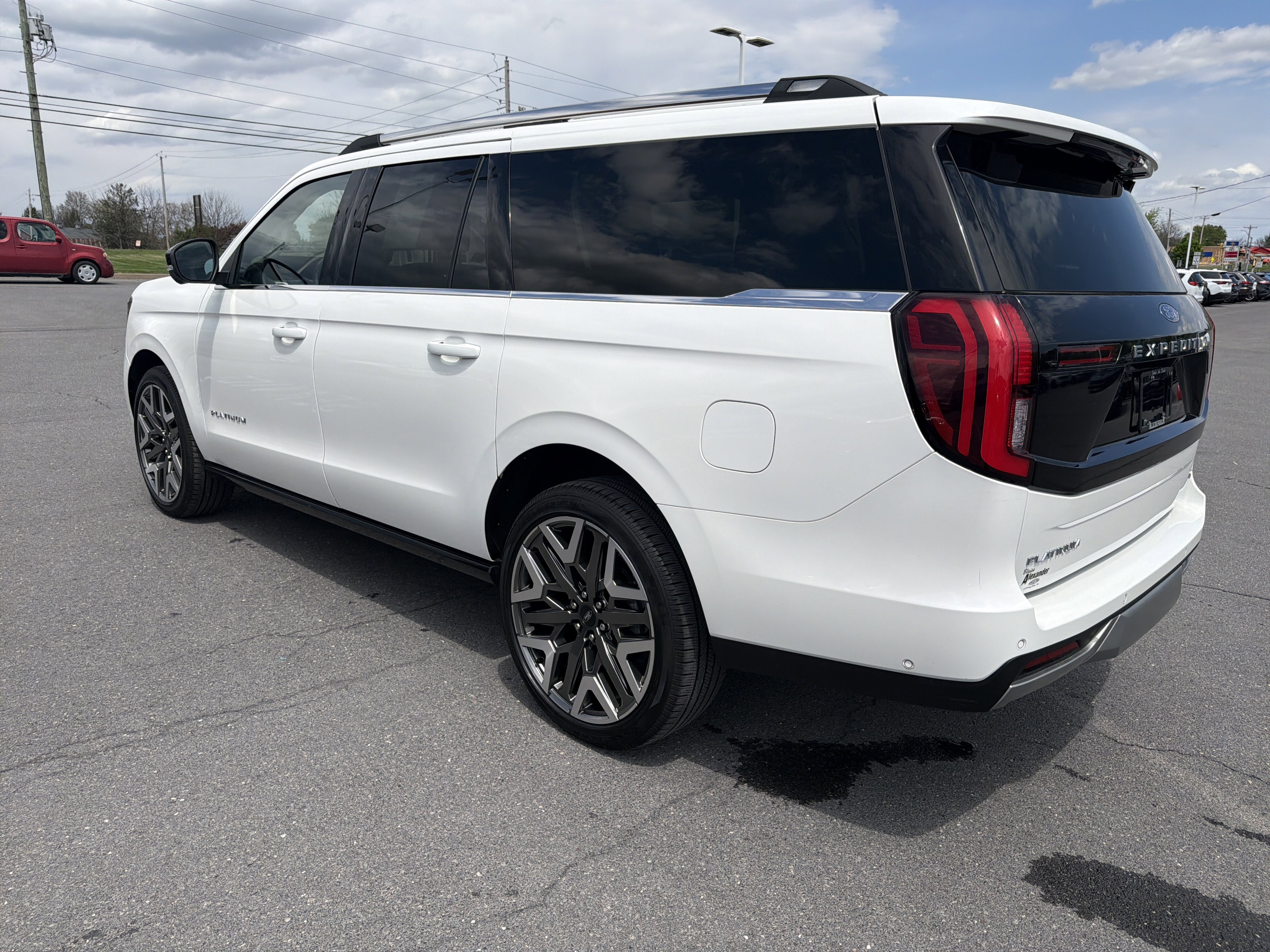 Certified 2025 Ford Expedition Max Platinum w/ Platinum Ultimate Package AWD/4WD image 6