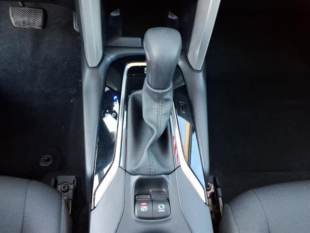 Used 2024 Toyota Corolla Cross LE w/ Moonroof Package image 14