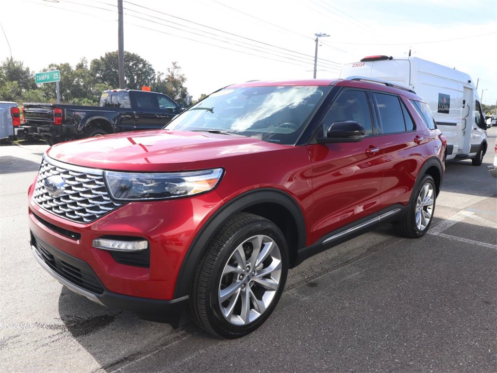 Certified 2022 Ford Explorer Platinum w/ Equipment Group 601A image 3