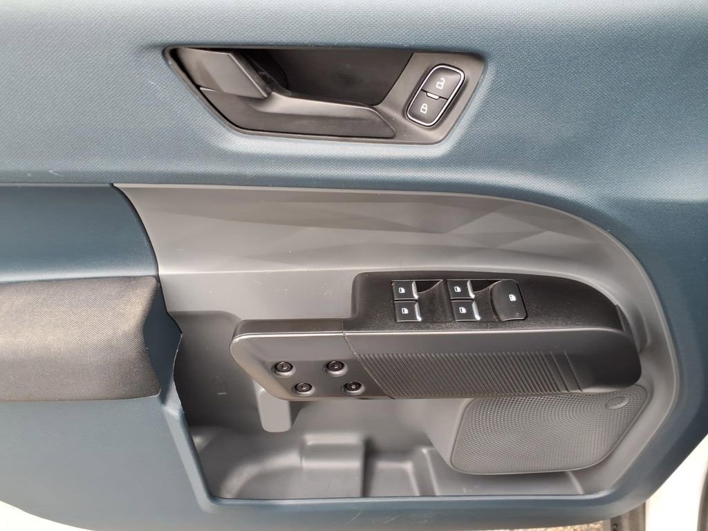 Certified 2022 Ford Maverick XL FWD image 13