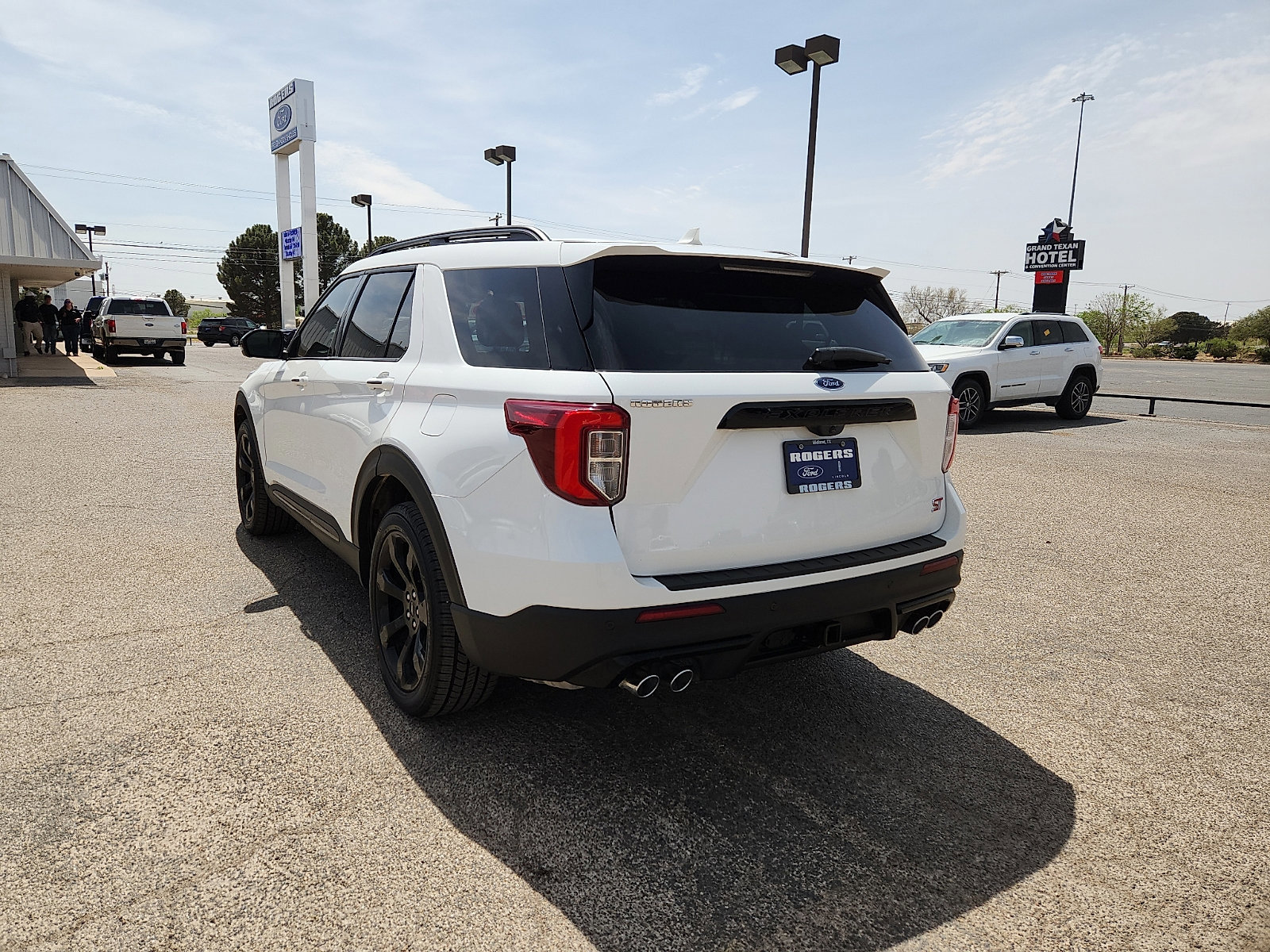 Certified 2023 Ford Explorer ST w/ Equipment Group 401A image 3