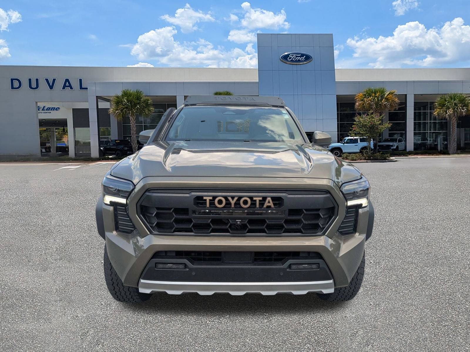 Used 2025 Toyota Tacoma 4x4 Double Cab Hybrid image 9