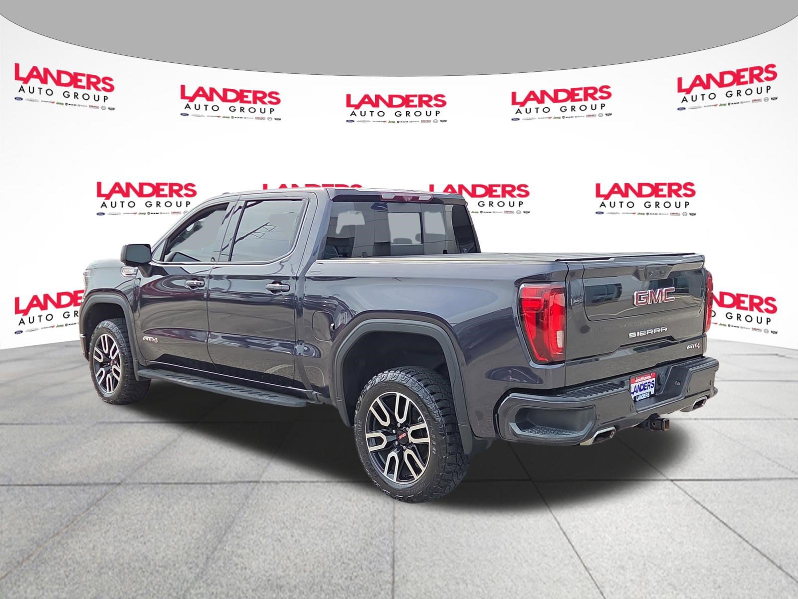Used 2022 GMC Sierra 1500 AT4 w/ AT4 Premium Package AWD/4WD image 5