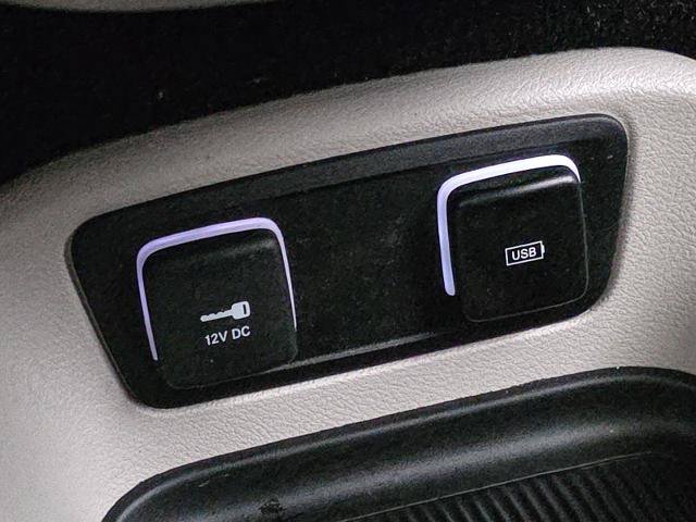 Used 2018 Chrysler Pacifica Touring-L Plus w/ Advanced Safetytec Group FWD image 34