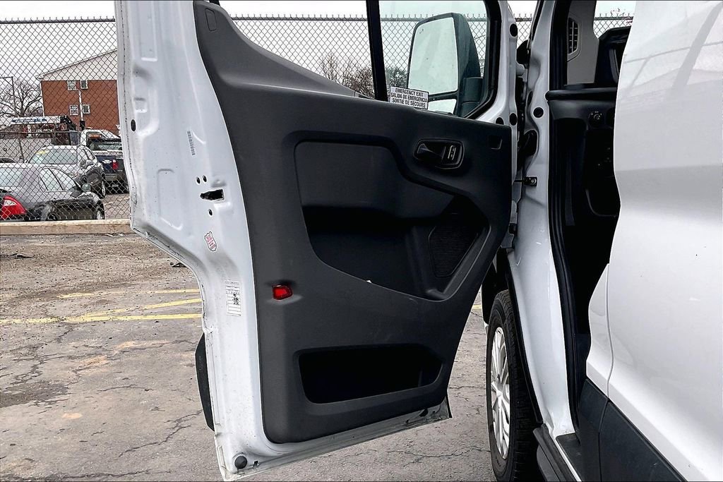 Certified 2024 Ford Transit 350 XLT image 21
