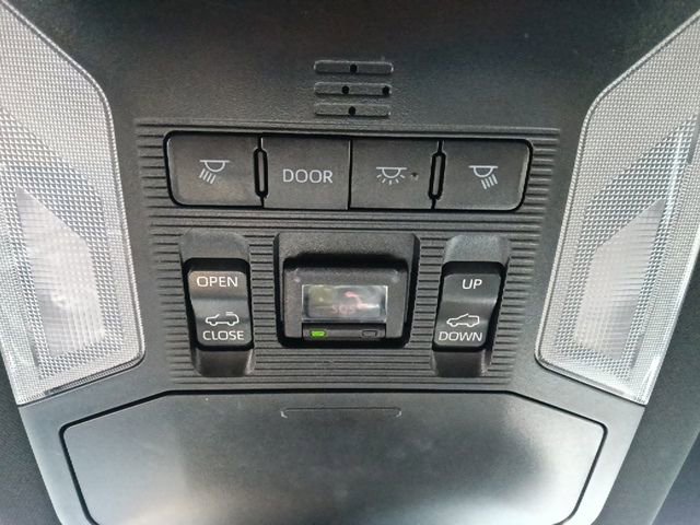 Used 2023 Toyota RAV4 XSE AWD/4WD image 25