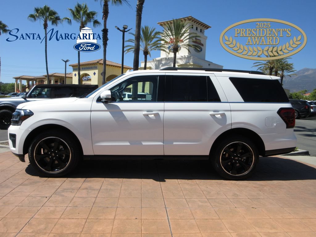 Certified 2023 Ford Expedition Limited AWD/4WD image 1