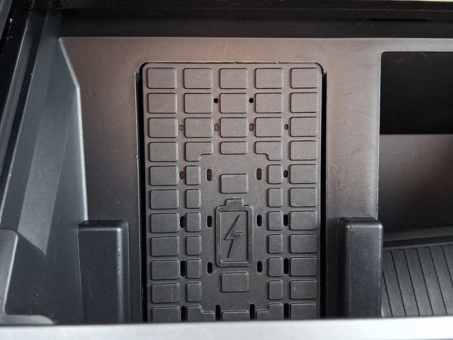 Certified 2025 Ford F450 Platinum w/ Snow Plow Prep Package image 25