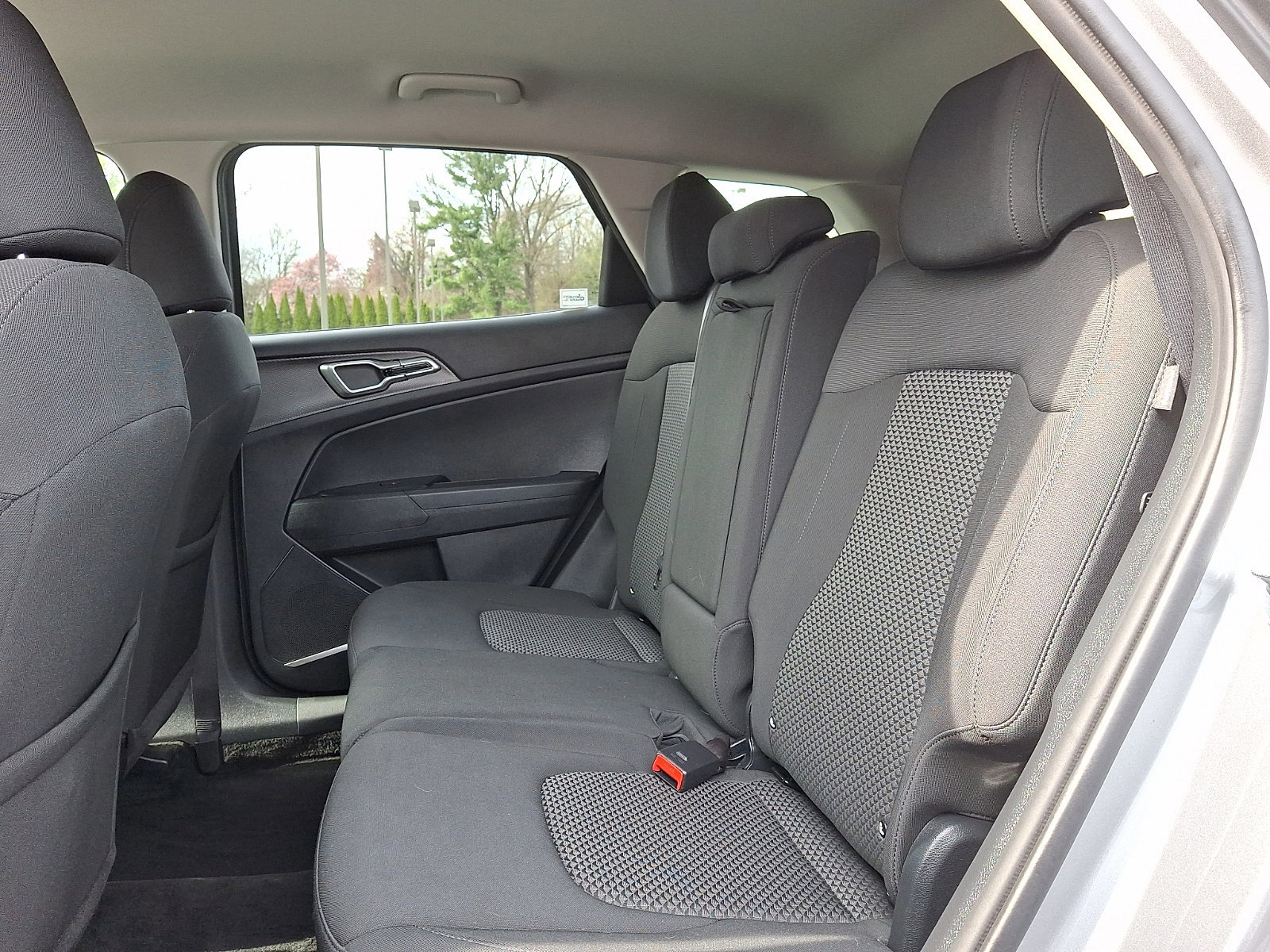 Used 2024 Kia Sportage LX image 10