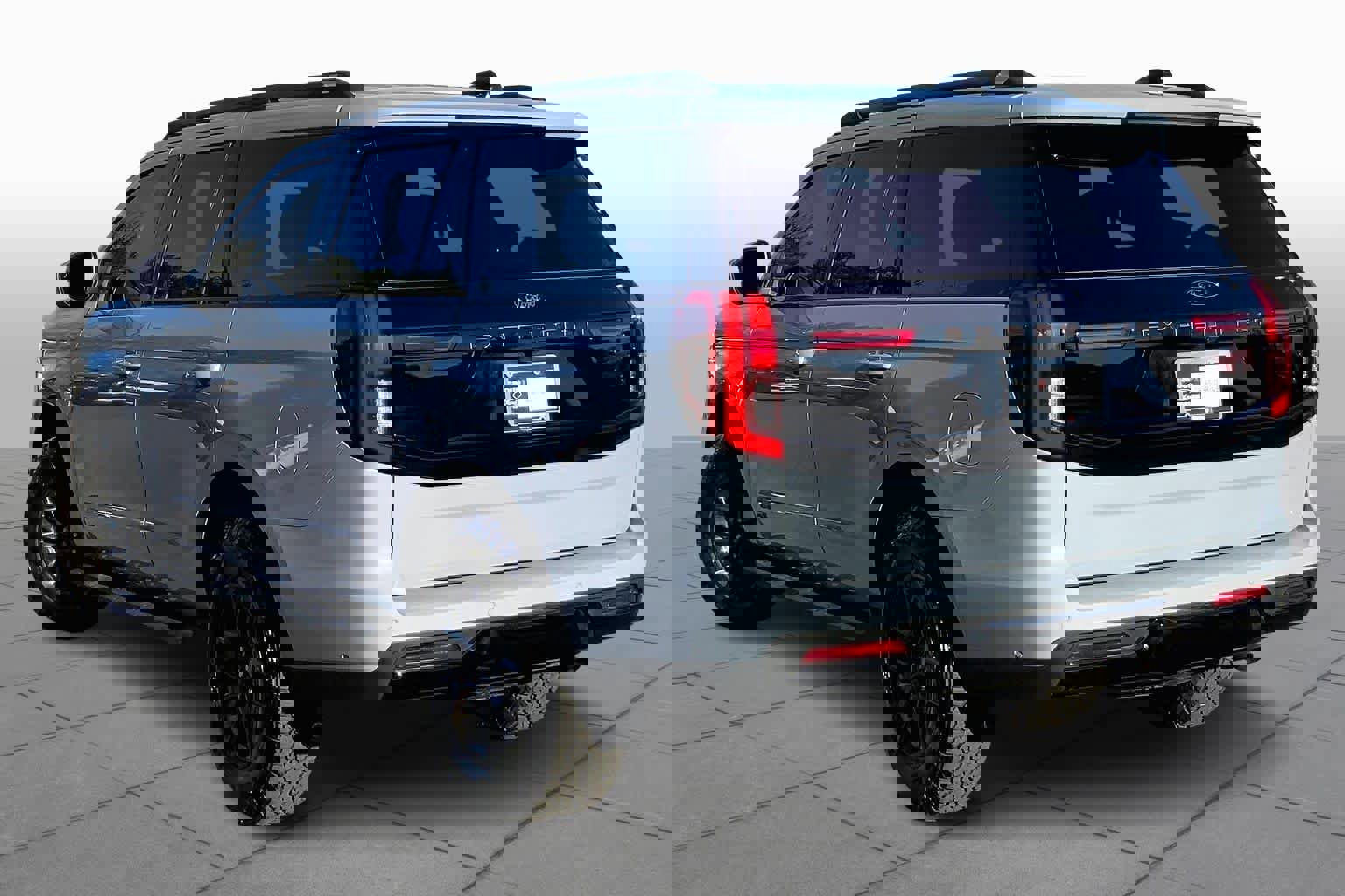 Certified 2025 Ford Expedition Tremor image 2