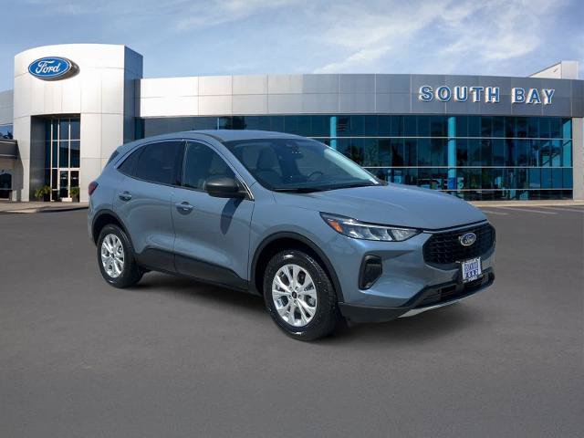 Certified 2023 Ford Escape Active AWD/4WD image 7