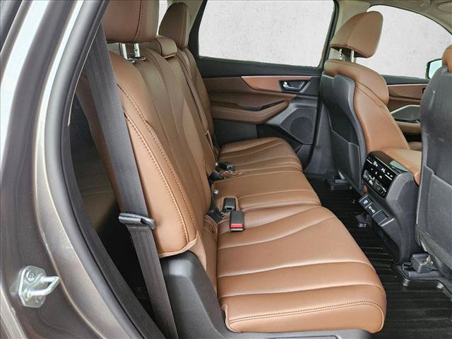 Used 2024 Acura MDX w/ Technology Package FWD image 15