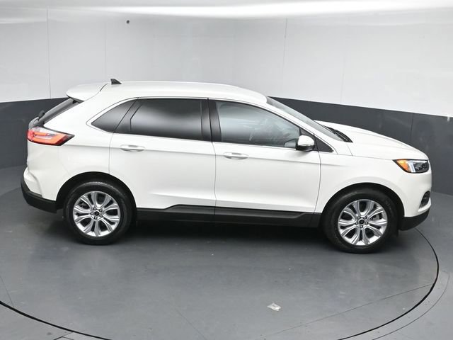 Certified 2023 Ford Edge Titanium w/ Equipment Group 301A image 18