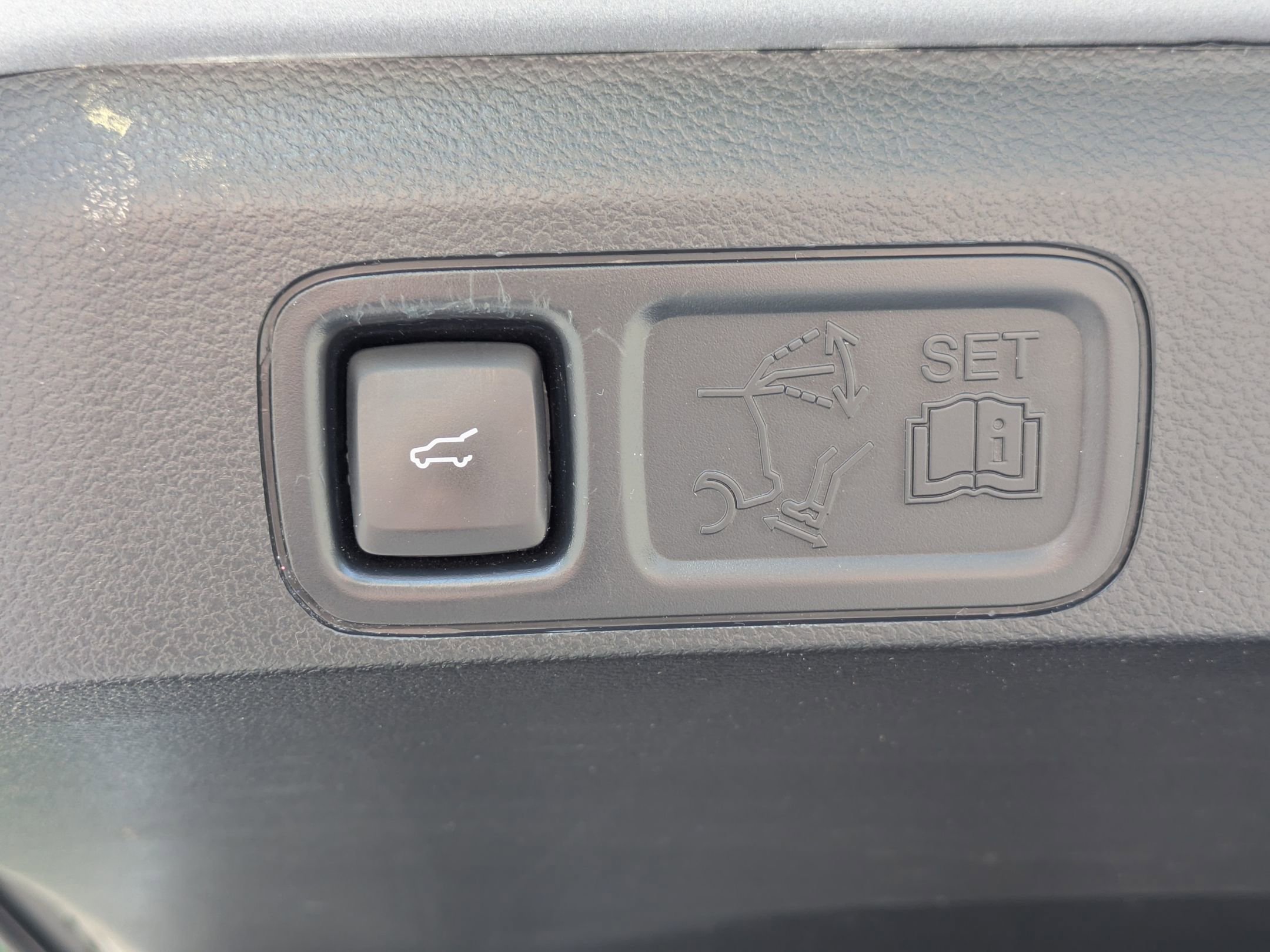 Certified 2020 Ford Expedition Limited w/ Equipment Group 303A AWD/4WD image 35