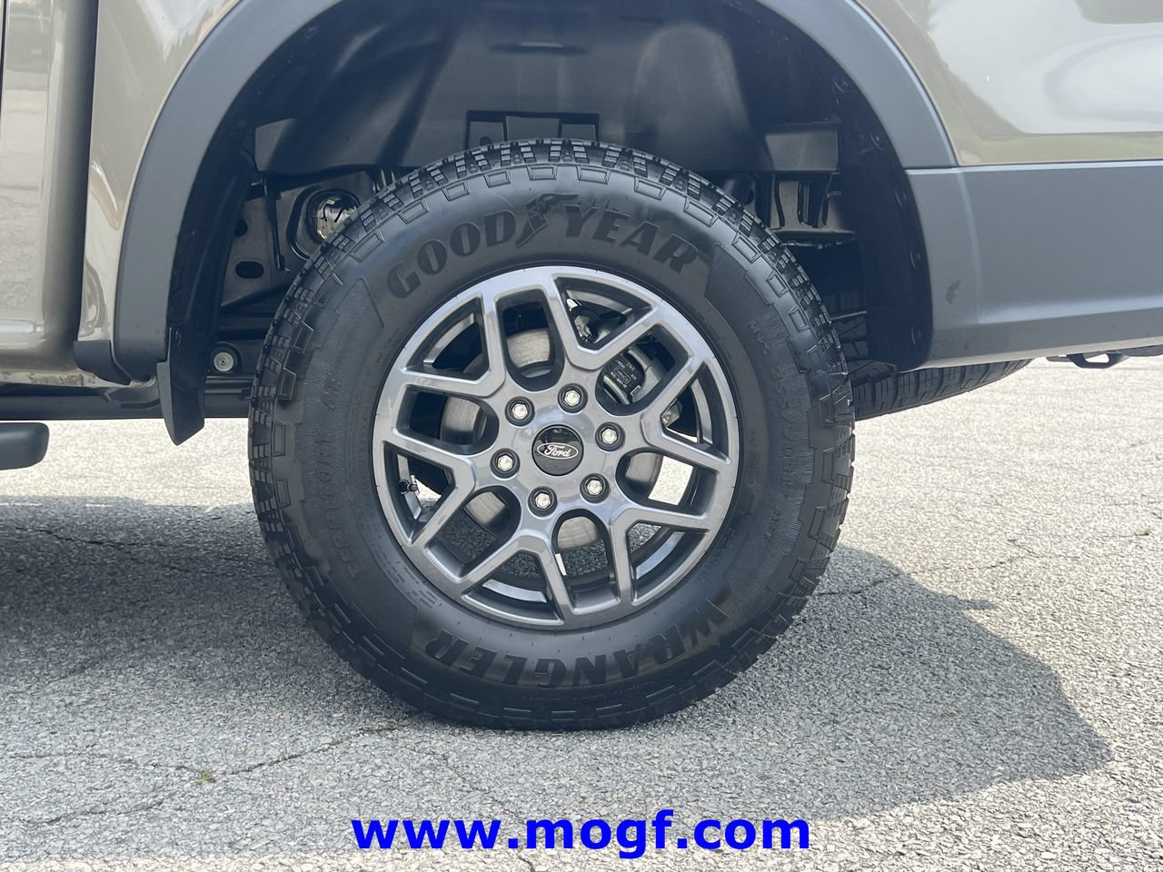Certified 2025 Ford Ranger XLT w/ FX4 Off-Road Package AWD/4WD image 32