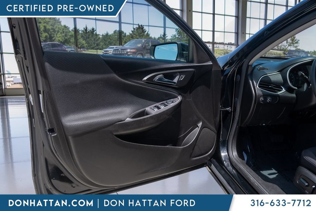 Used 2023 Chevrolet Malibu LT w/ Driver Confidence Package FWD image 18