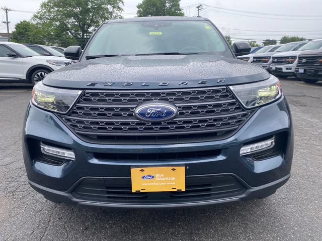 Certified 2023 Ford Explorer XLT w/ Equipment Group 202A AWD/4WD image 2
