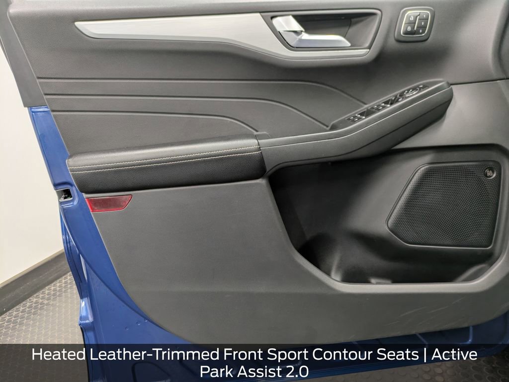 Certified 2023 Ford Escape Platinum w/ Premium Technology Package AWD/4WD image 10