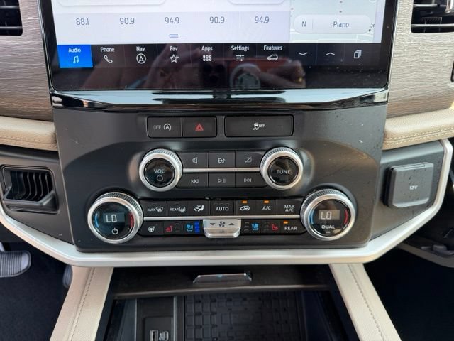 Certified 2024 Ford Expedition Max Limited AWD/4WD image 20