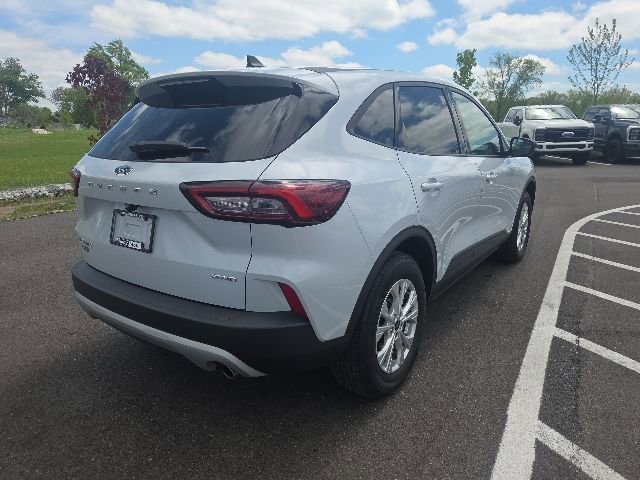 Certified 2025 Ford Escape Active AWD/4WD image 8