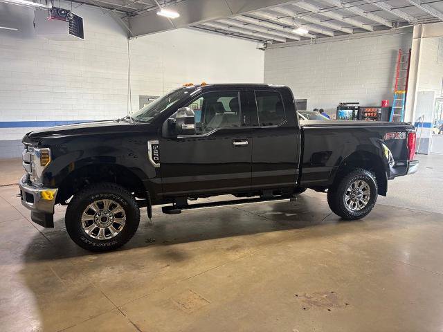 Certified 2019 Ford F250 XLT w/ XLT Premium Package AWD/4WD image 3