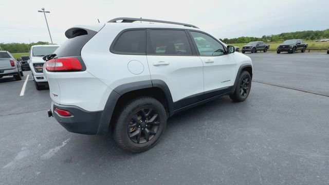 Used 2017 Jeep Cherokee Trailhawk AWD/4WD image 8