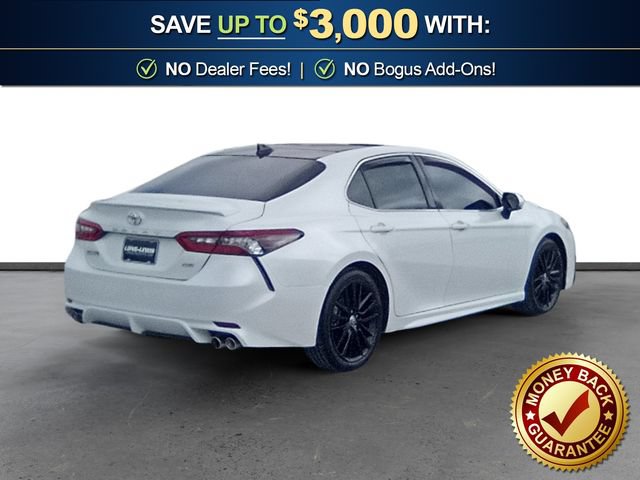 Used 2022 Toyota Camry XSE FWD image 7