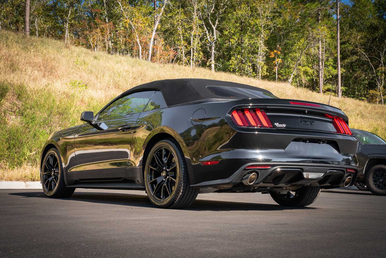 Certified 2017 Ford Mustang GT Premium w/ Equipment Group 401A RWD image 9