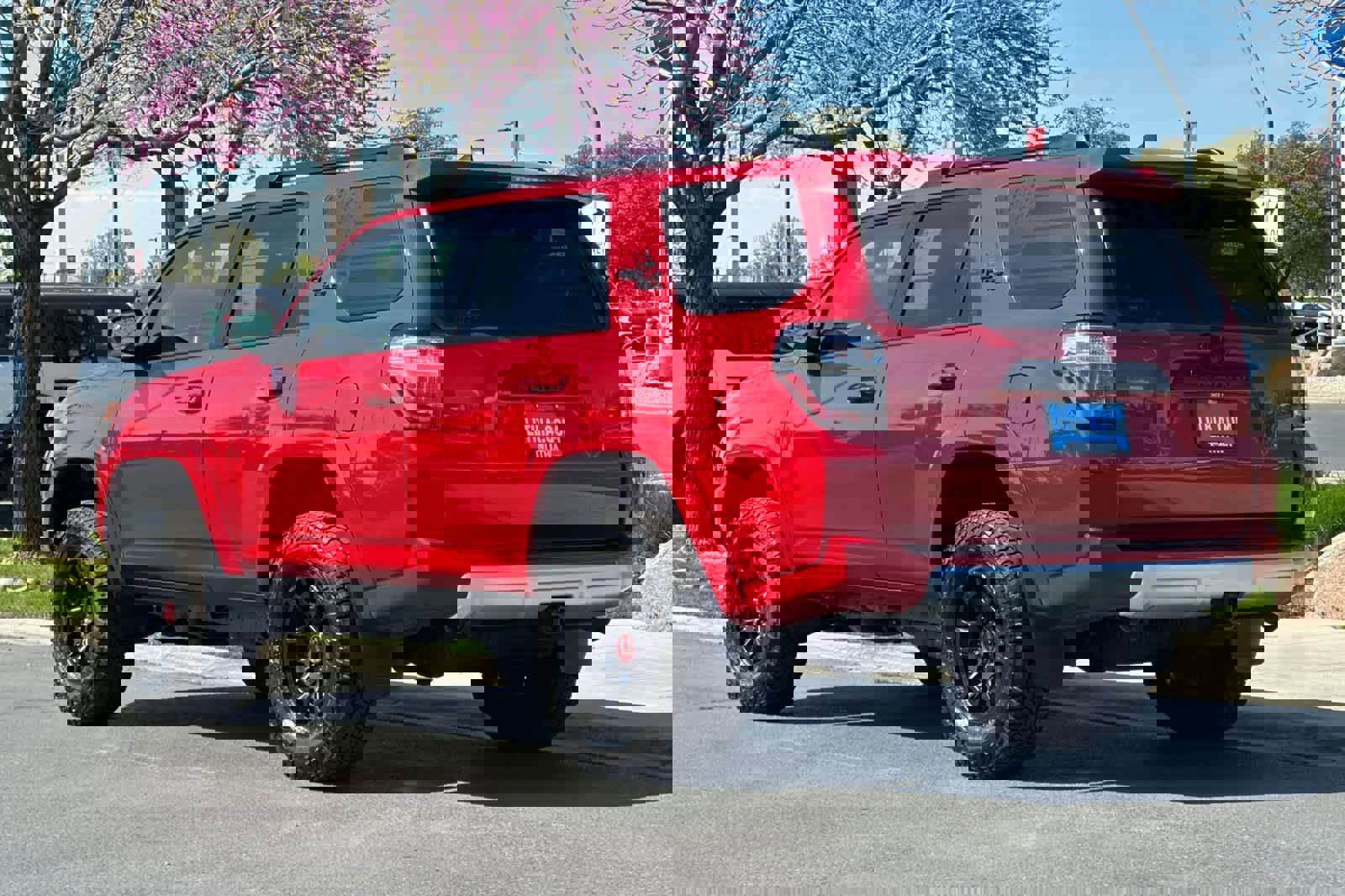 Used 2022 Toyota 4Runner TRD Off-Road Premium w/ TRD Black Wheel Package (TMS) image 3