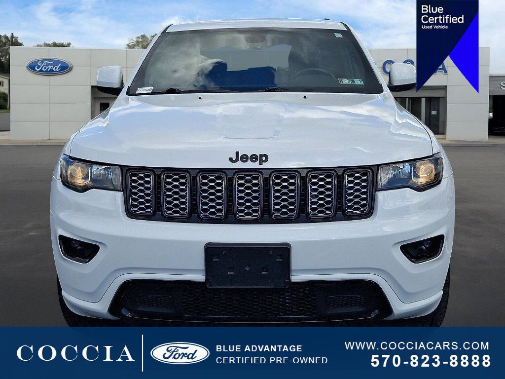 Used 2020 Jeep Grand Cherokee Altitude AWD/4WD image 2