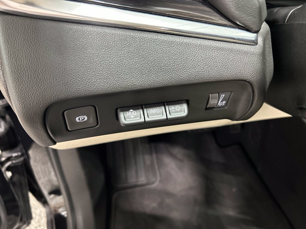 Used 2023 Buick Enclave Premium w/ Experience Buick Package AWD/4WD image 13