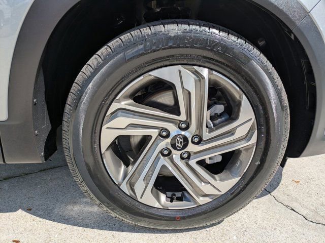Used 2023 Hyundai Santa Fe SEL w/ Premium Package image 11