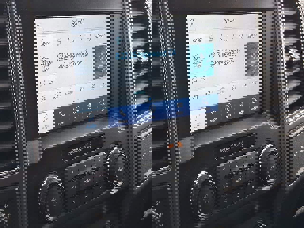 Certified 2019 Ford F150 XLT w/ Equipment Group 302A Luxury image 20