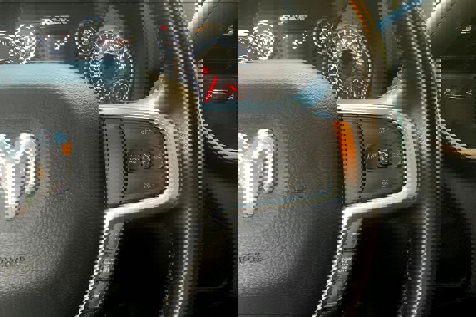 Used 2024 RAM 3500 Big Horn image 23