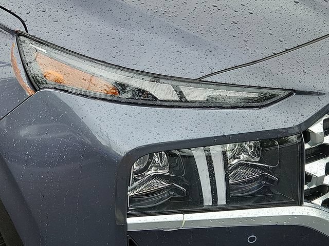 Used 2023 Hyundai Santa Fe Limited AWD/4WD image 9