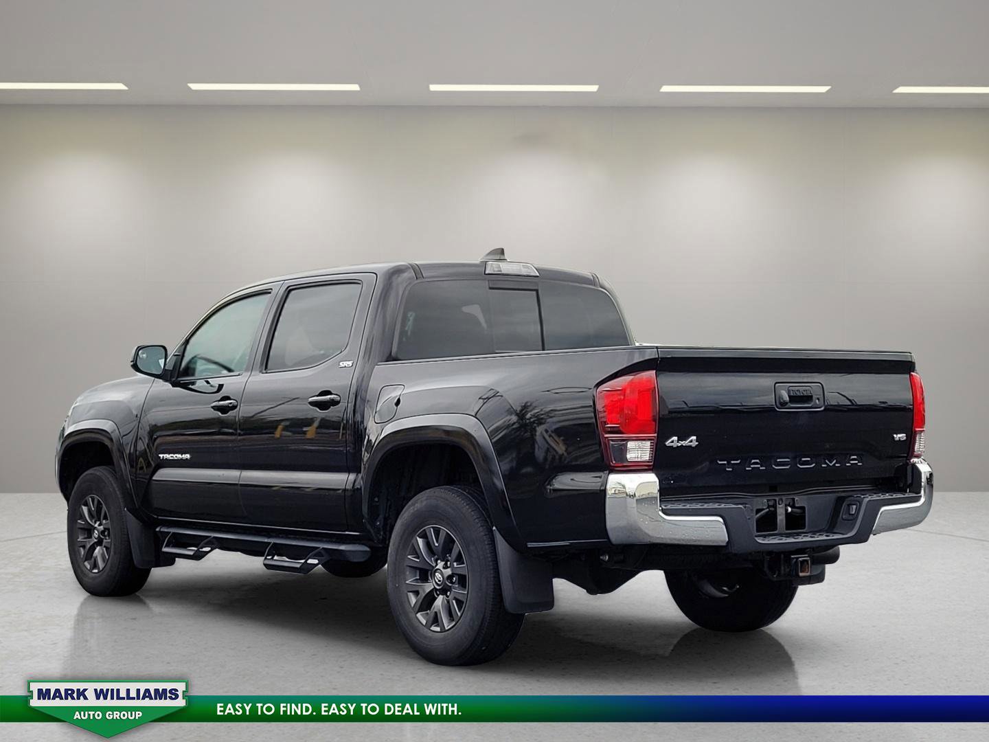 Used 2021 Toyota Tacoma SR5 image 3