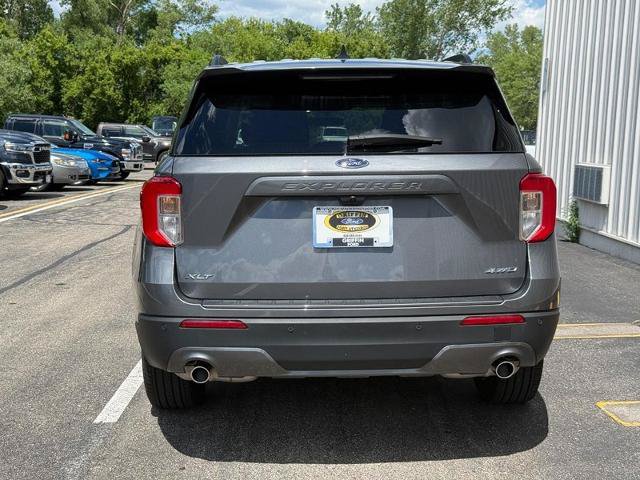 Certified 2024 Ford Explorer XLT w/ Equipment Group 202A AWD/4WD image 5