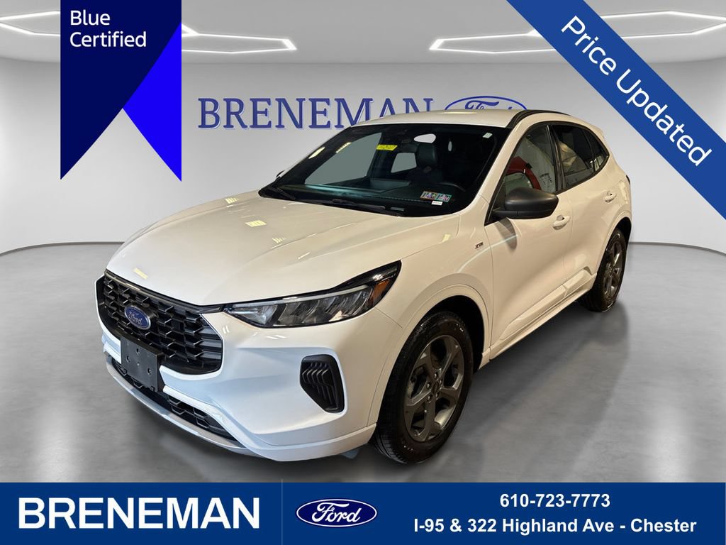 Certified 2023 Ford Escape ST-Line w/ Tech Pack #1 AWD/4WD image 1