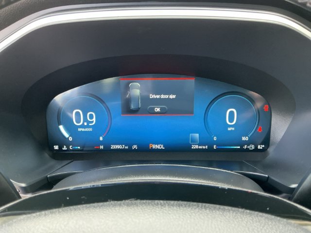 Certified 2025 Ford Escape Platinum AWD/4WD image 14