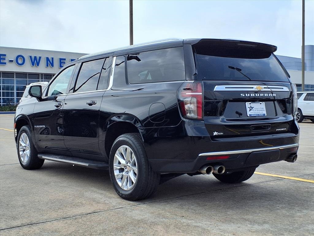 Used 2024 Chevrolet Suburban Premier image 7