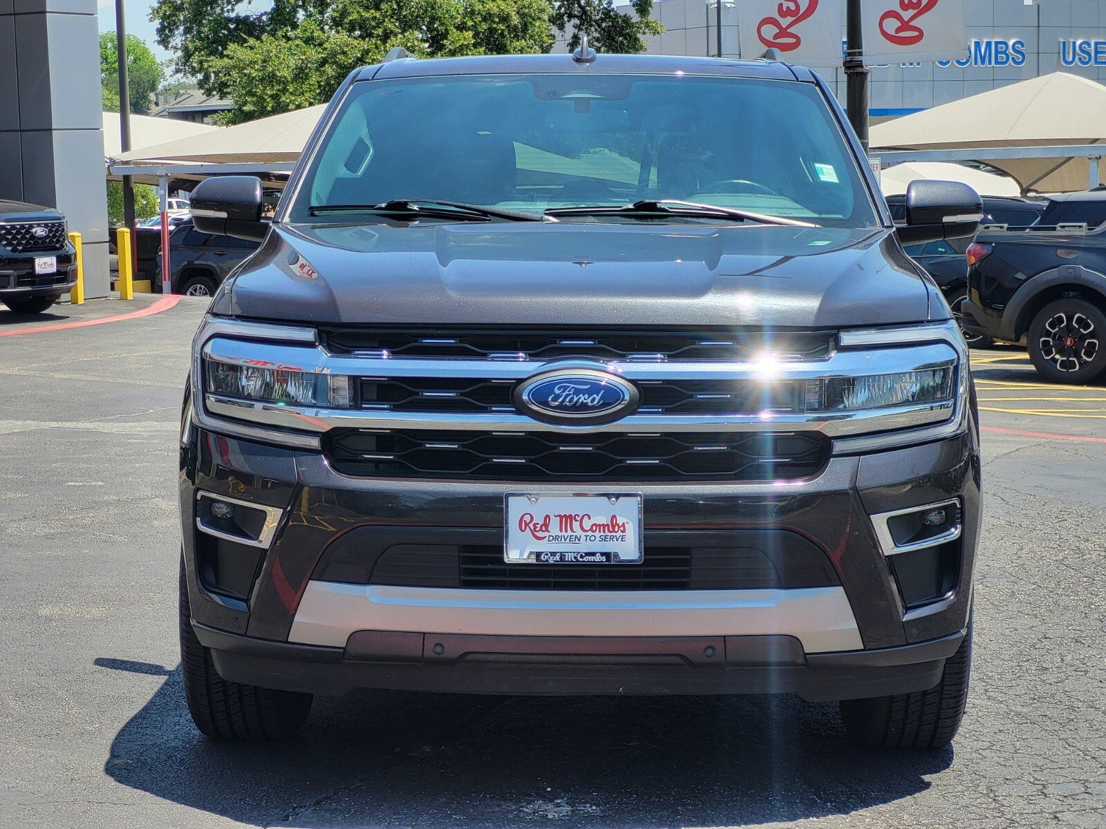 Certified 2024 Ford Expedition Limited AWD/4WD image 9