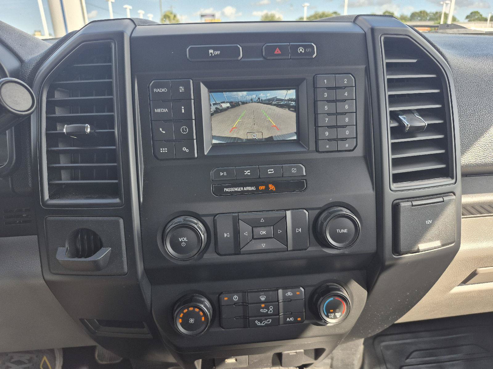 Certified 2020 Ford F150 XL w/ Equipment Group 101A Mid RWD image 4